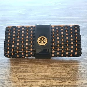 Tory Burch patent leather cluth